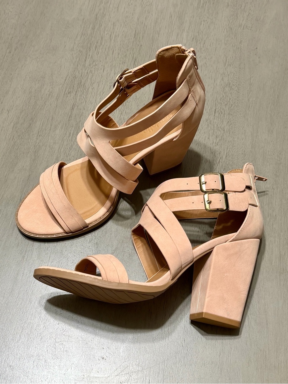 Charlotte Russe Strappy Block Heel Blush Sandals Size 7